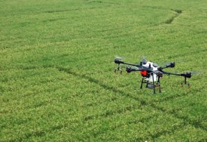 Phun thuốc bằng drone